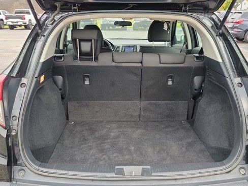 Used 2019 Honda HR-V LX image 8