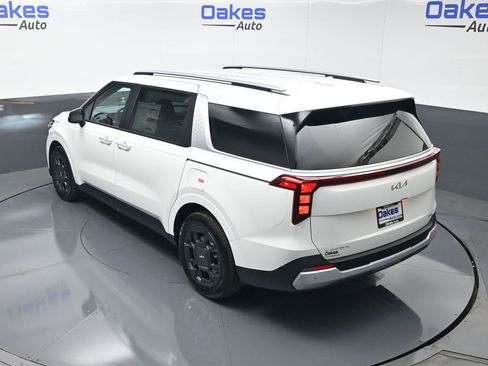 New 2026 Kia Carnival EX FWD image 52