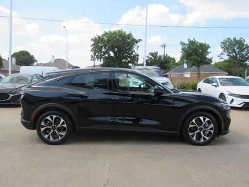 Used 2025 Ford Mustang Mach-E Select w/ Comfort Package Lite image 8