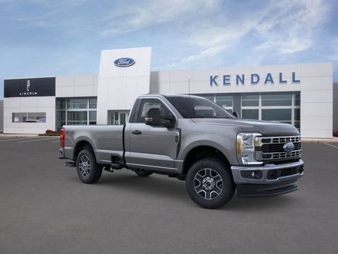 New 2025 Ford F250 XLT image 7