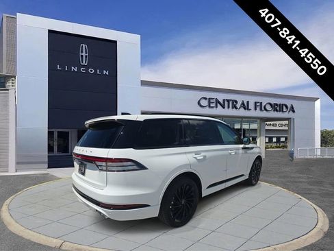 New 2026 Lincoln Aviator Reserve AWD/4WD image 3