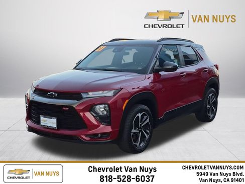 Used 2021 Chevrolet TrailBlazer RS FWD image 1