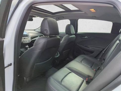 Used 2023 Chevrolet Malibu LT FWD image 19