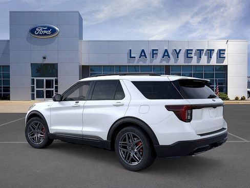 New 2026 Ford Explorer ST-Line w/ ST-Line Street Pack AWD/4WD image 4