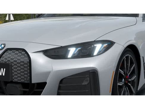 New 2026 BMW i4 xDrive40i AWD/4WD image 6