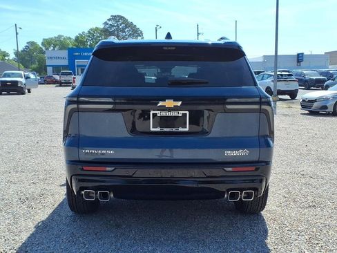 New 2026 Chevrolet Traverse High Country FWD image 6