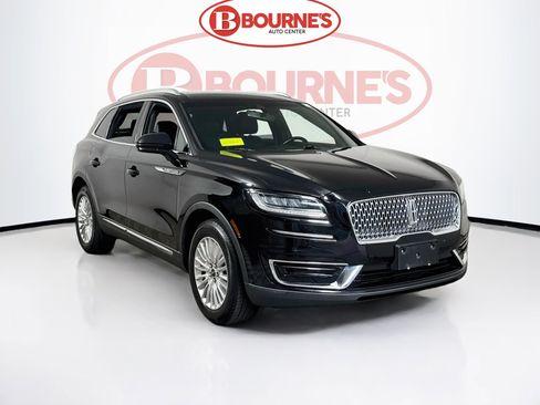 Used 2019 Lincoln Nautilus Premier AWD/4WD image 1