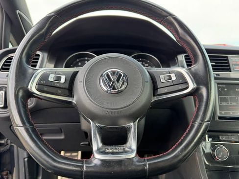 Used 2017 Volkswagen GTI SE FWD image 17