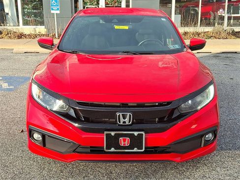 Used 2019 Honda Civic Sport image 2