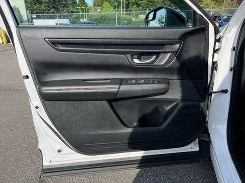 Used 2023 Honda CR-V Sport image 18