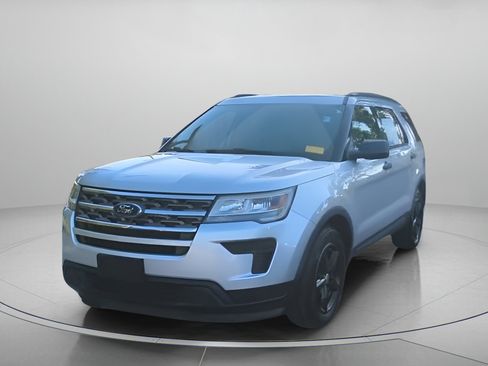 Used 2018 Ford Explorer FWD image 11
