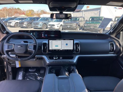 New 2025 Ford Expedition Tremor image 6