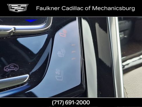 Used 2018 Cadillac Escalade Luxury AWD/4WD image 31