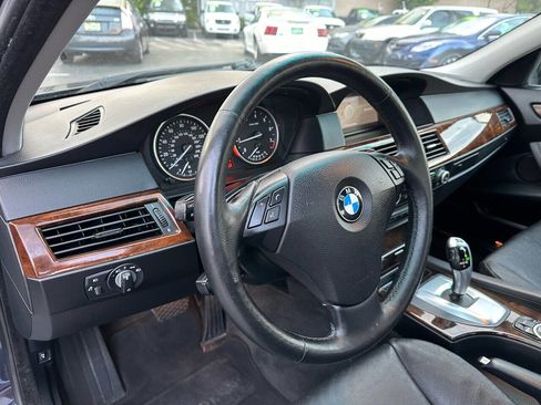 Used 2009 BMW 535i xDrive Sedan image 14