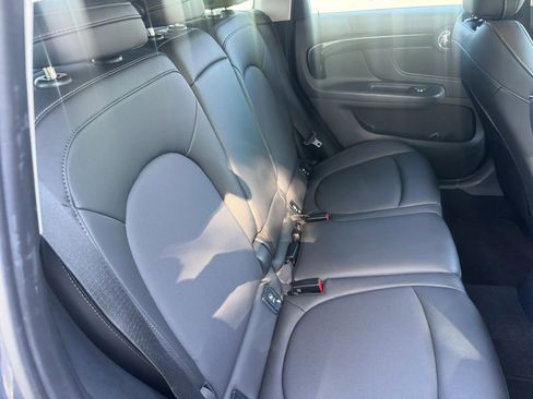 Used 2019 MINI Cooper Countryman S w/ Premium Package FWD image 21
