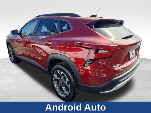 Used 2024 Chevrolet Trax LT image 4