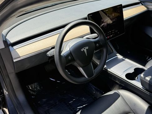 Used 2023 Tesla Model 3 Standard Range RWD image 16