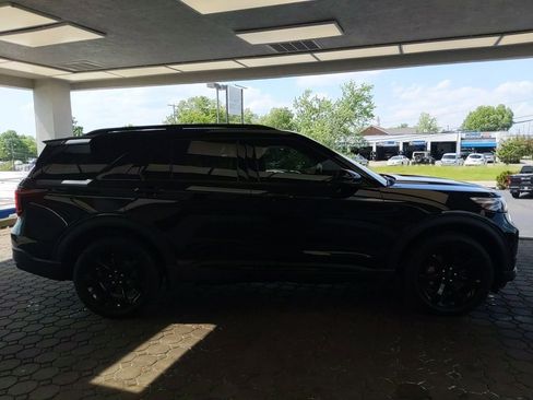 Used 2024 Ford Explorer ST w/ Equipment Group 401A AWD/4WD image 5