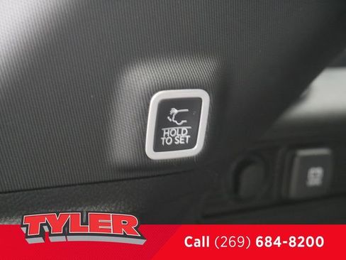New 2026 Jeep Grand Cherokee Limited AWD/4WD image 16