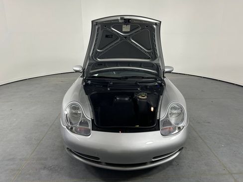 Used 2001 Porsche 911 Carrera 4 AWD/4WD image 28