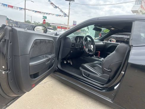Used 2010 Dodge Challenger SRT8 w/ SRT Option Group II RWD image 11