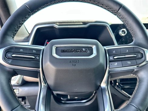 New 2026 GMC Canyon Denali image 33