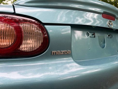 Used 2001 MAZDA MX-5 Miata LS RWD image 27
