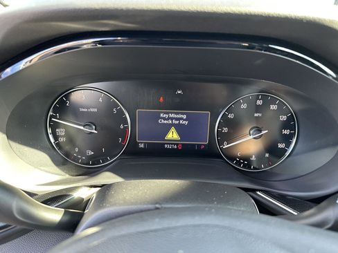 Used 2022 Buick Envision Preferred image 28