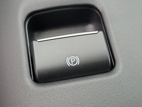 Used 2026 Ford Mustang Coupe RWD image 17