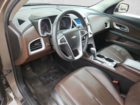 Used 2011 Chevrolet Equinox LT image 16