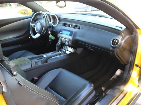 Used 2010 Chevrolet Camaro SS w/ RS Package RWD image 13