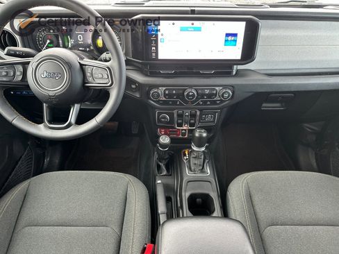 Used 2024 Jeep Wrangler Unlimited AWD/4WD image 14
