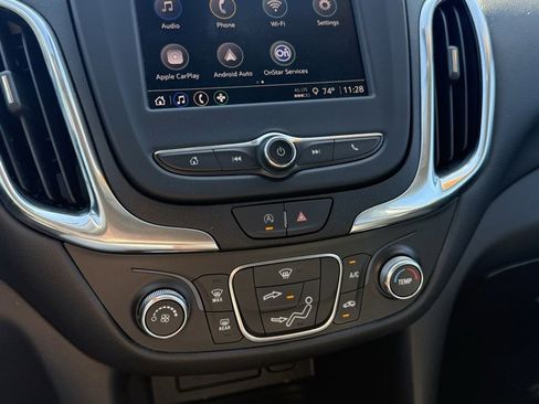 Used 2022 Chevrolet Equinox LT image 9