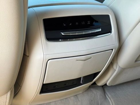 New 2025 Cadillac Escalade Sport Platinum w/ LPO, ONYX Package image 36