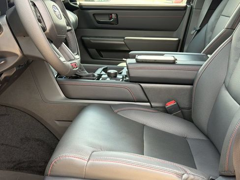Used 2025 Toyota Tundra TRD Pro AWD/4WD image 11