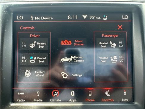 Used 2018 RAM 1500 Laramie w/ Convenience Group AWD/4WD image 36
