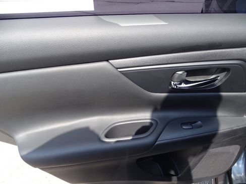 Used 2016 Nissan Altima 2.5 S FWD image 28