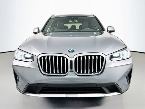 Used 2024 BMW X3 xDrive30i AWD/4WD image 2