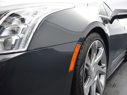 Used 2014 Cadillac ELR Base w/ Luxury Package image 31