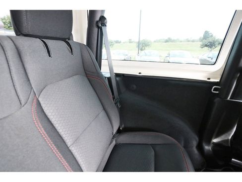 Used 2021 Jeep Wrangler Rubicon AWD/4WD image 14