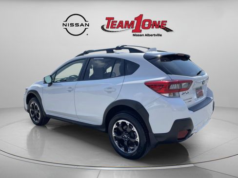 Used 2021 Subaru Crosstrek 2.0i Premium w/ Moonroof Package AWD/4WD image 6