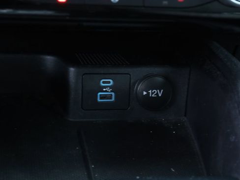 Used 2022 Ford Escape SE w/ Cold Weather Package image 23