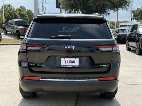 Used 2021 Jeep Grand Cherokee L Limited w/ MOPAR Finishing Package AWD/4WD image 7