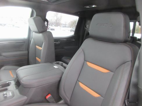 New 2026 GMC Sierra 1500 AT4 w/ AT4 Premium Package image 14