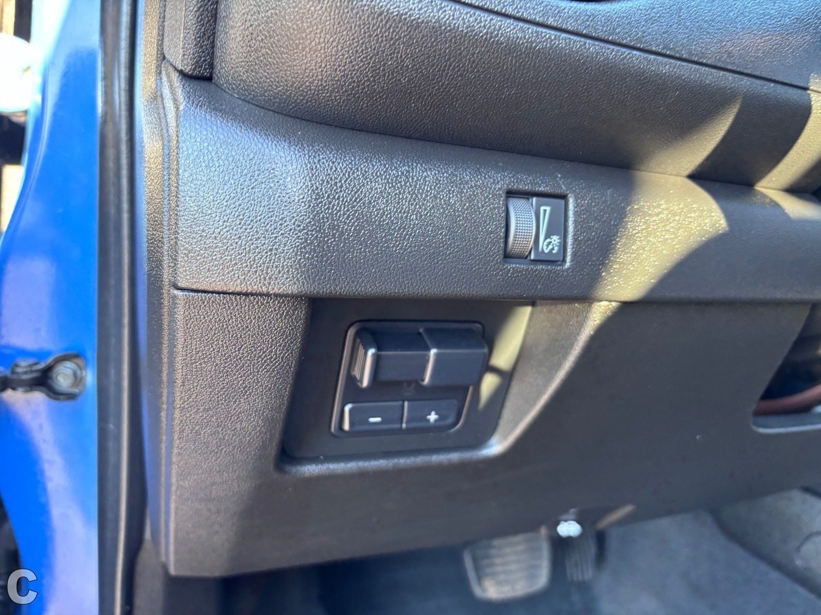 Certified 2025 Chevrolet Colorado Trail Boss AWD/4WD image 19