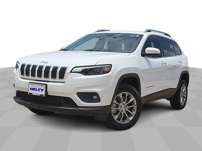 Used 2019 Jeep Cherokee Latitude Plus w/ Comfort/Convenience Group