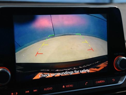 Certified 2025 Nissan Altima 2.5 SR image 10