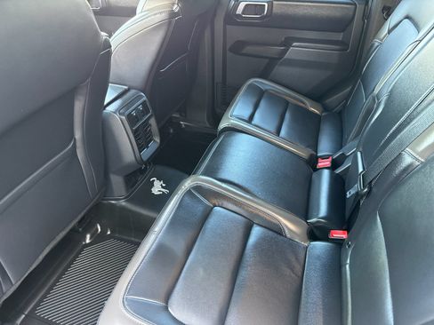 Used 2025 Ford Bronco Outer Banks AWD/4WD image 16