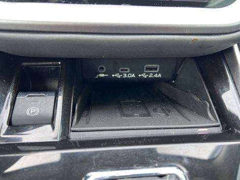 Used 2023 Subaru Outback Onyx Edition image 17