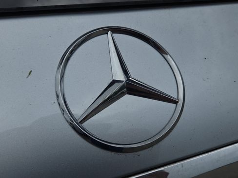 New 2026 Mercedes-Benz GLS 450 4MATIC image 16